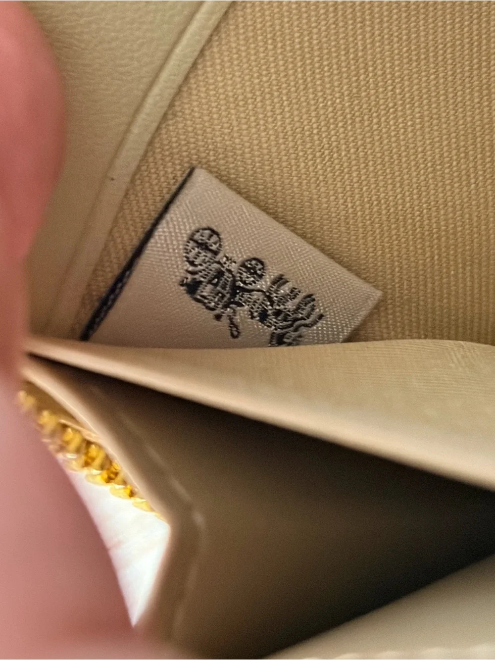 Coach Zip Around Canvas Strawberry Wallet Preowned - Picture 6 of 6